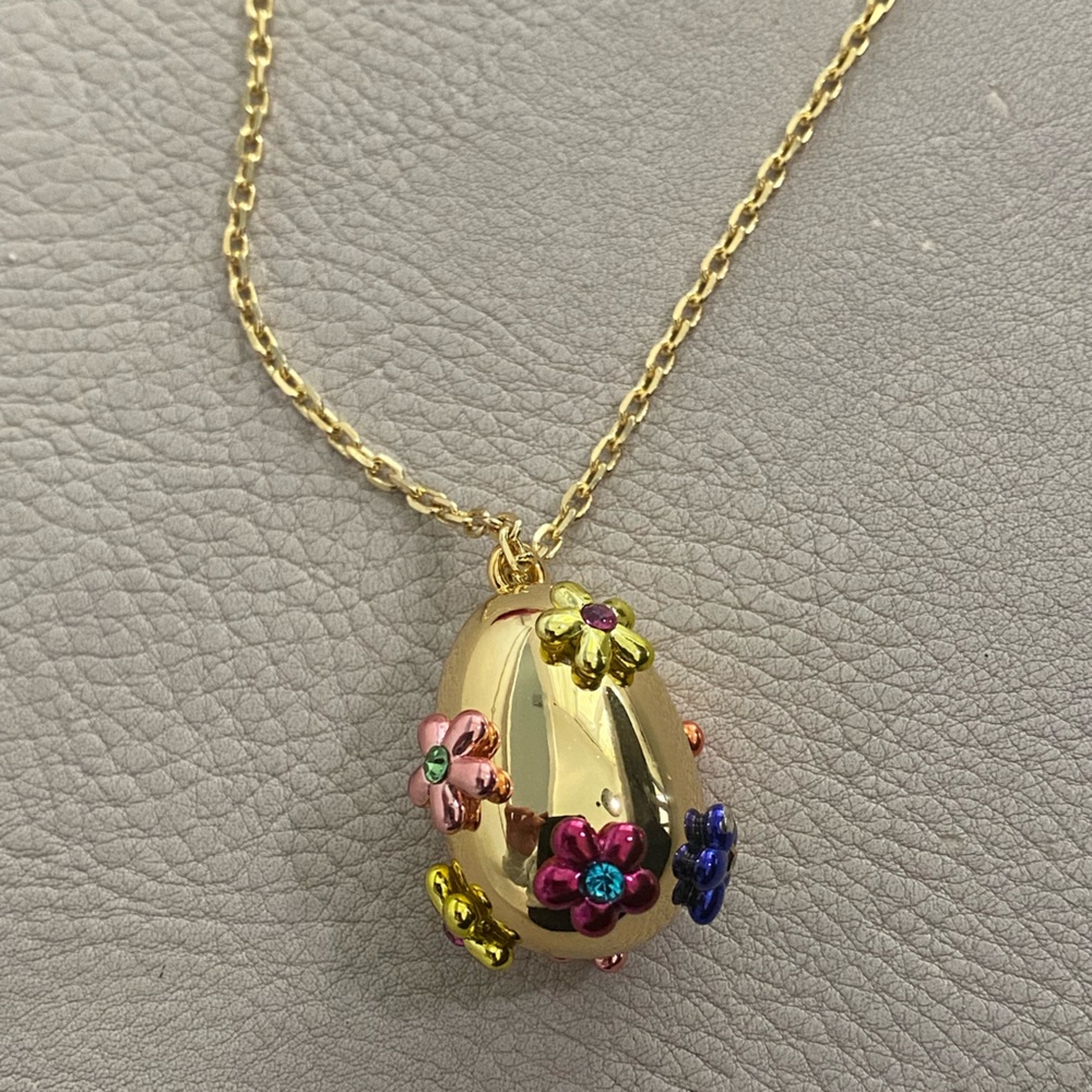 Kurt Geiger London Floral Egg Pendant Necklace Gold Multi NWT - Picture 4 of 7